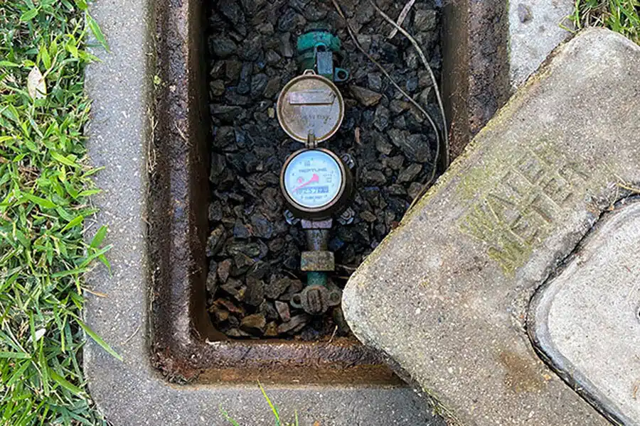 Underground meter pit
